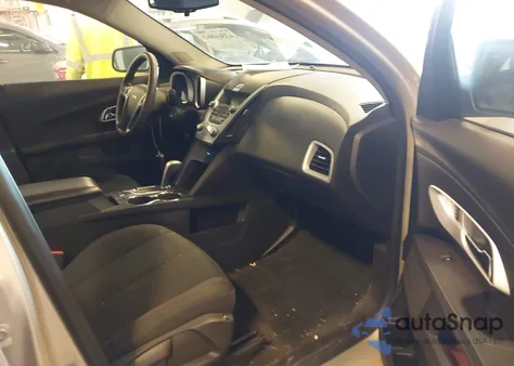 2015 Chevrolet Equinox Ls z USA, uszkodzony, nr VIN 1GNFLEEKXFZ131201